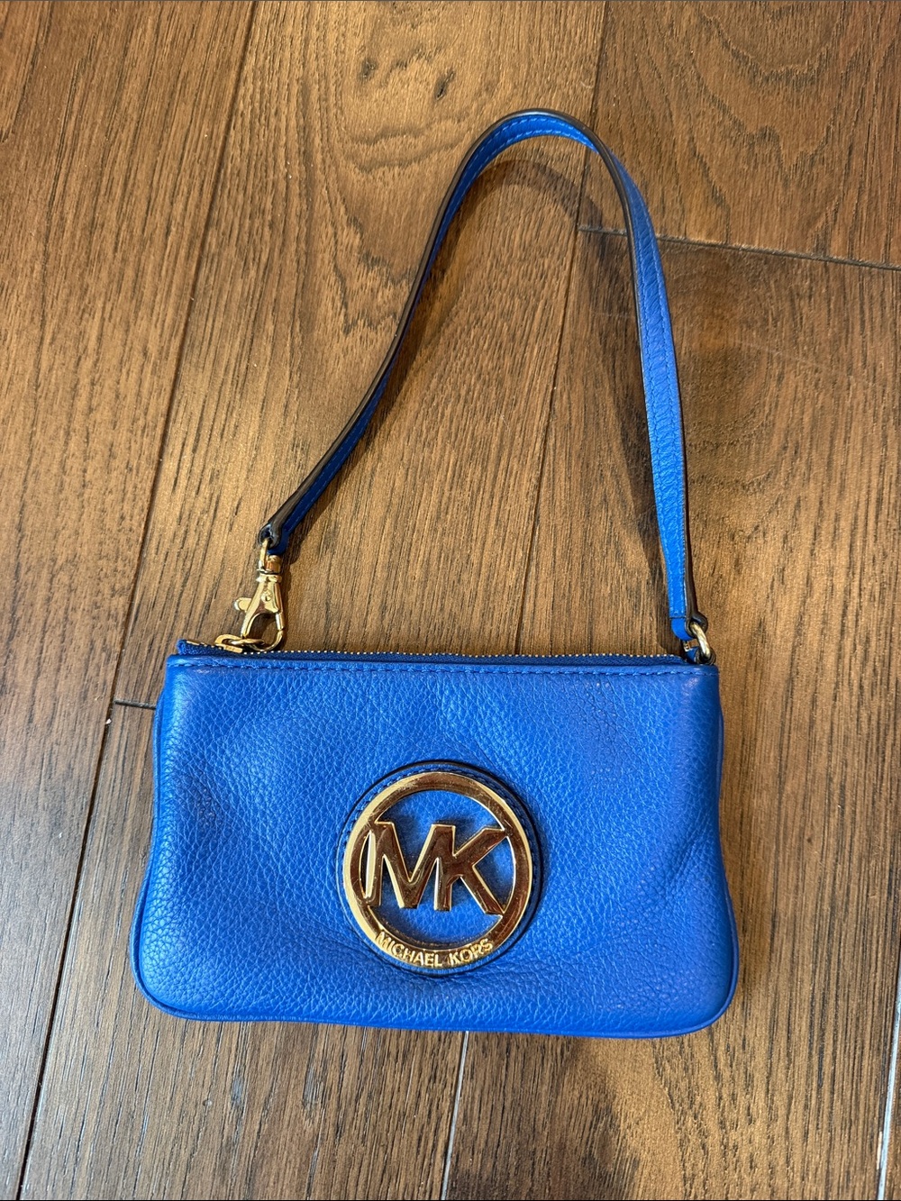 Michael Kors Fulton Top-Zip Wristlet in Blue - C74-008